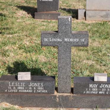 JONES Leslie 1895-1981 &amp; May 1901-1977