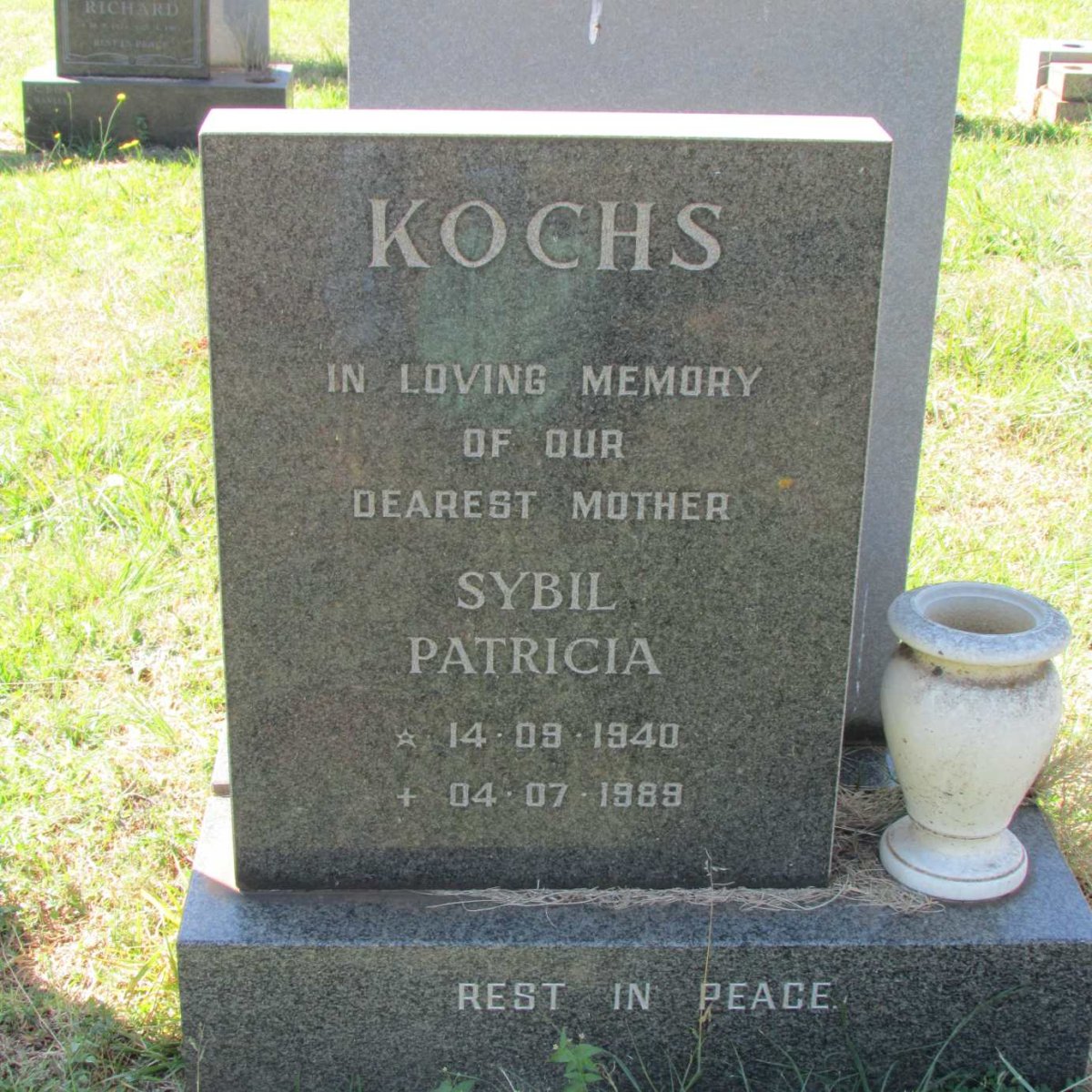 KOCHS Sybil Patricia 1940-1989