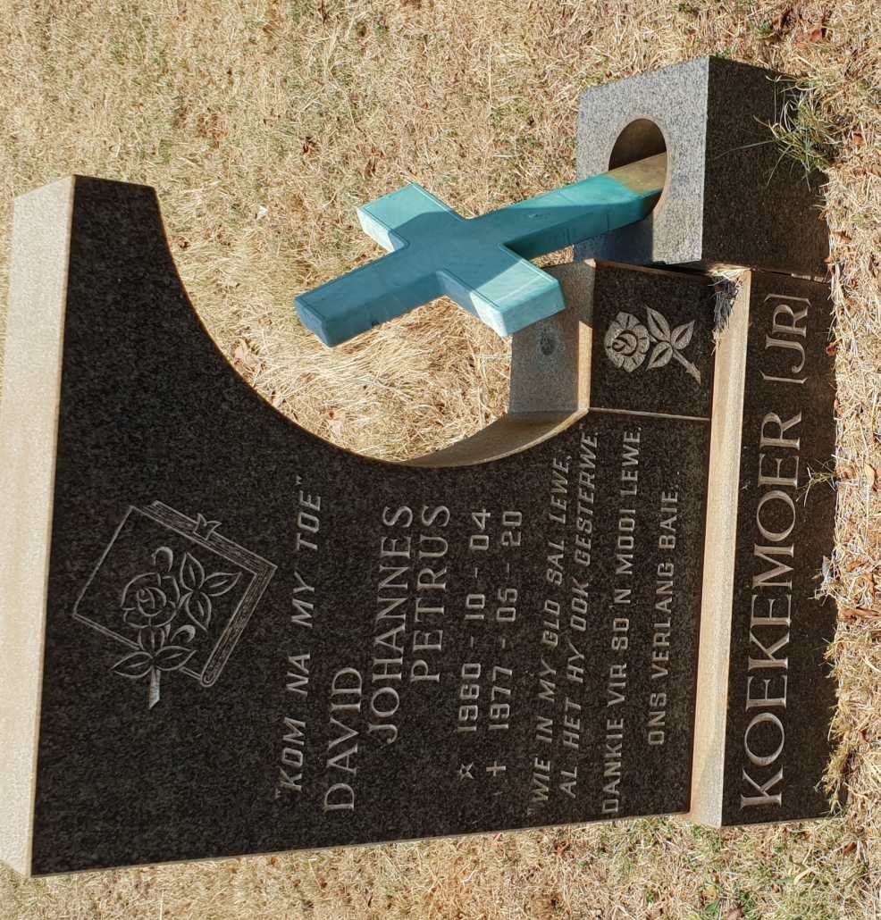 KOEKEMOER David Johannes Petrus 1960-1977
