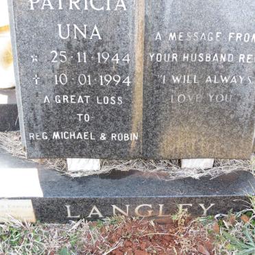 LANGLEY Reginald Edward 1950-2007 &amp; Patricia Una 1944-1994