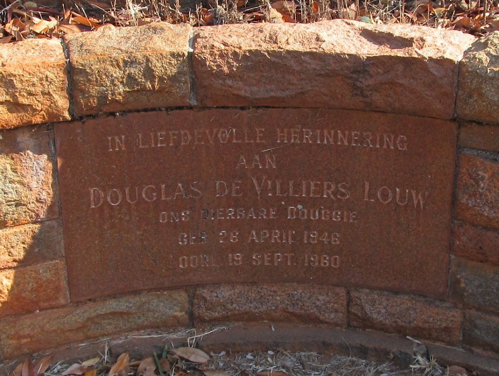 LOUW Douglas De Villiers 1946-1960