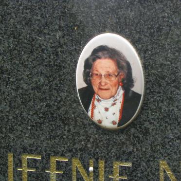LOUW Willem Johannes Nicolaas 1918-1975 &amp; Queenie NELL 1920-2007