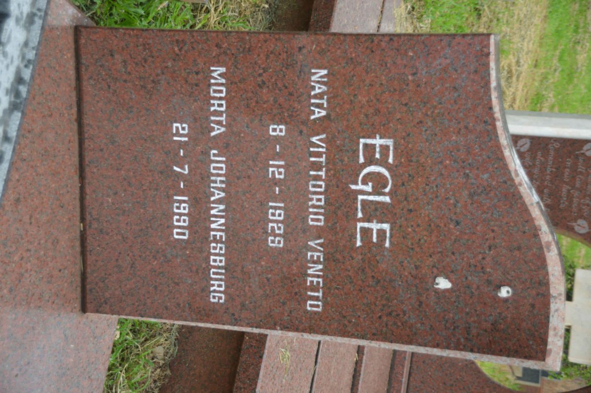 LUCA Egle, de 1929-1990