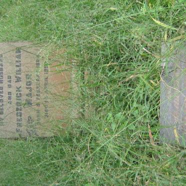 MAJOR Frederick William 1884-1950 &amp; Johanna Isobella 1890-1972
