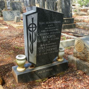 MERWE Gert Johannes, v.d. 1866-1942 &amp; Cathrina Johanna KOORTS 1897-1984