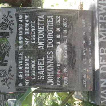 MERWE Sarel Johannes, van der 1917-1993 &amp; Antonetta Dorothea 1922-2005