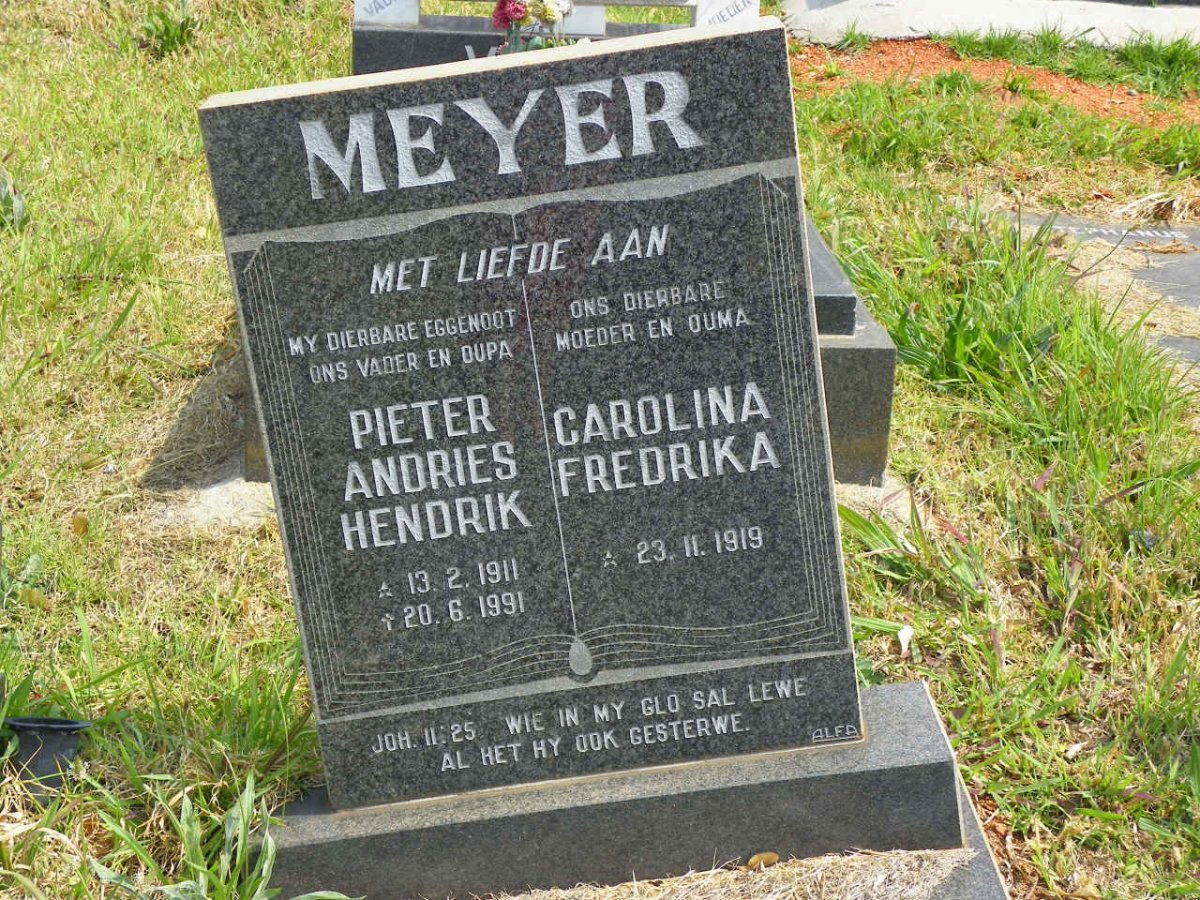 MEYER Pieter Andries Hendrik 1911-1991 &amp; Carolina Fredrika 1919-