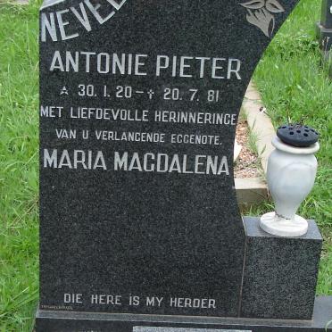NEVELING Antonie Pieter 1920-1981 &amp; Maria Magdalena 1923-2003