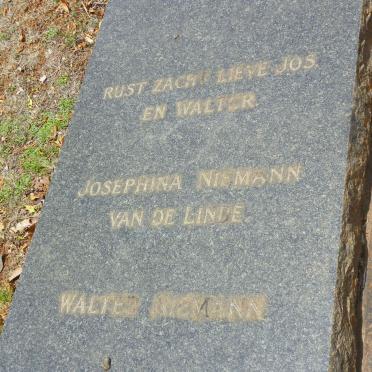 NIEMANN Walter 1905-1963 &amp; Josephina VAN DE LINDE 1905-1944