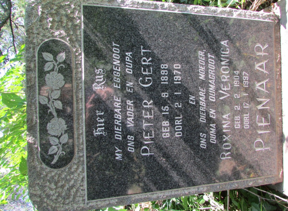 PIENAAR Pieter Gert 1898-1970 &amp; Roxina Veronica 1904-1997