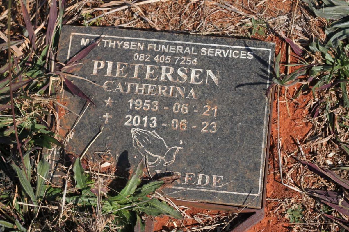 PIETERSEN Catherina 1953-2013