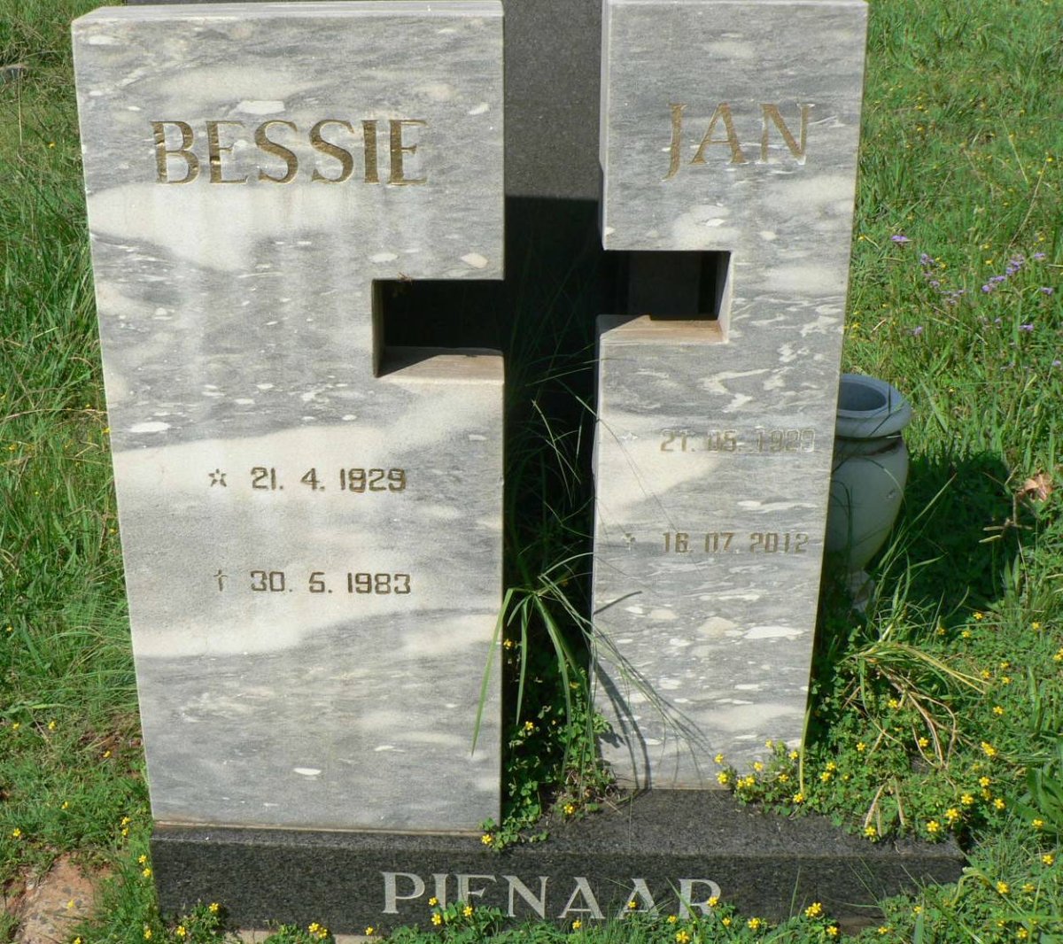PIENAAR Jan 1929-2012 Bessie 1929-1983