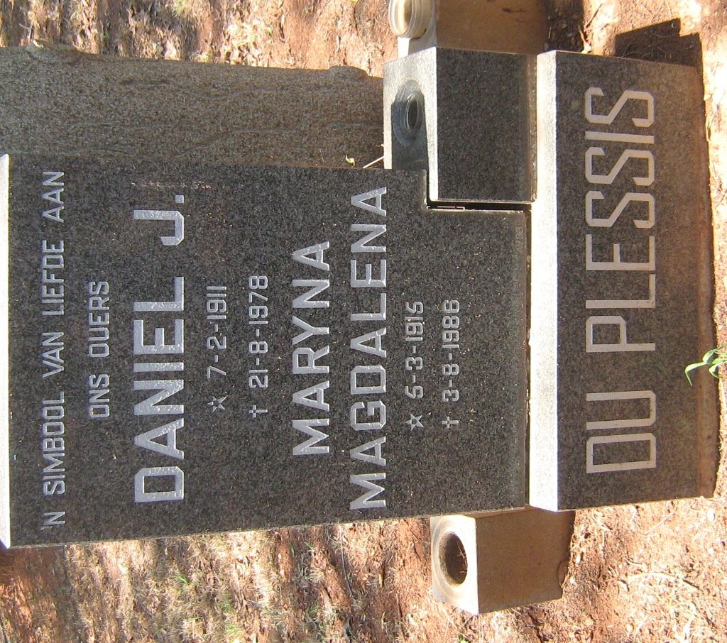 PLESSIS Daniel J., du 1911-1978 &amp; Maryna Magdalena 1915-1986