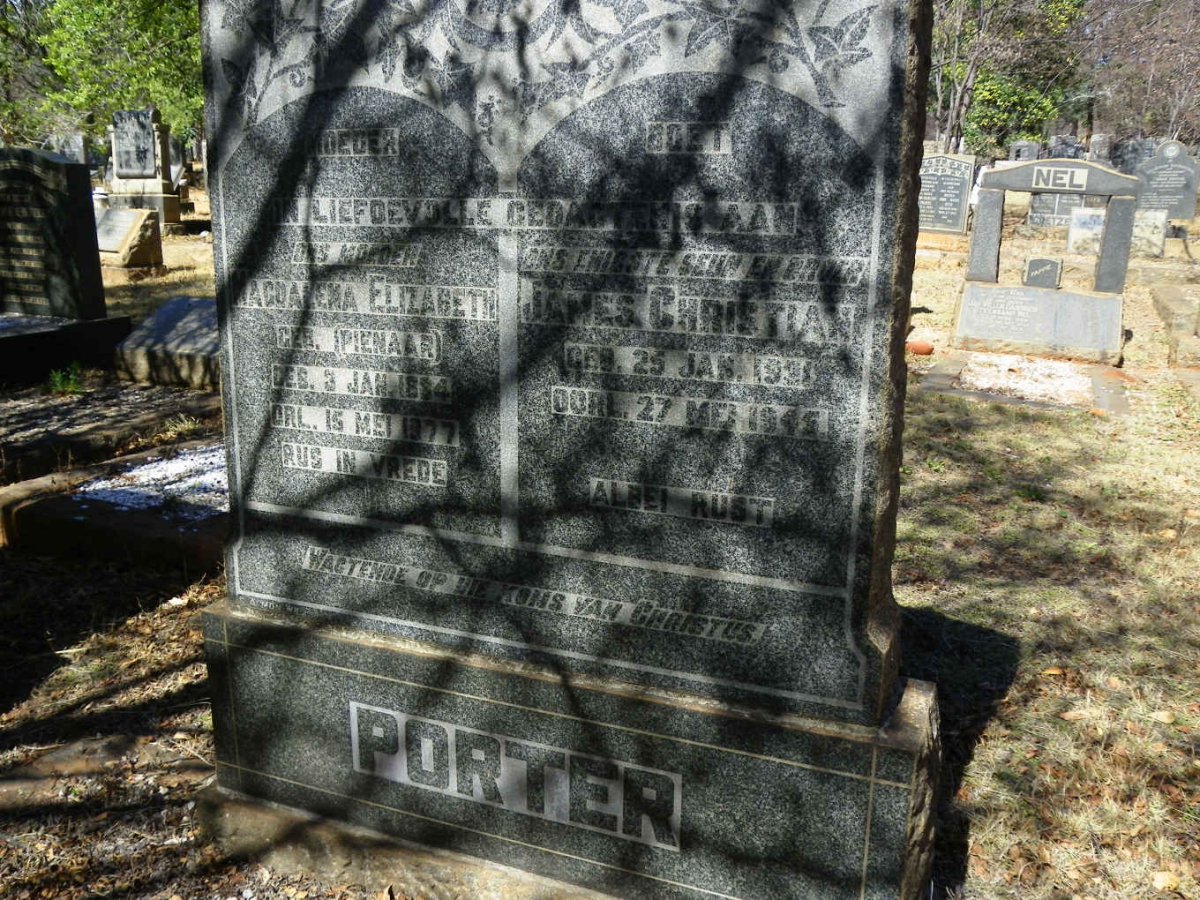 PORTER Magdalena Elizabeth nee PIENAAR 1884-1977 :: PORTER James Christian 1921-1945