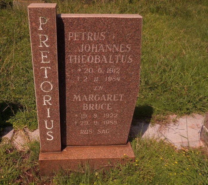 PRETORIUS Petrus Johannes Theobaltus 1912-1984 &amp; Margaret Bruce 1922-1988