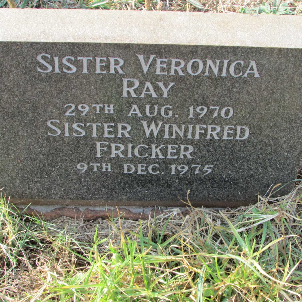 RAY Veronica -1970 :: FRICKER Winifred -1975
