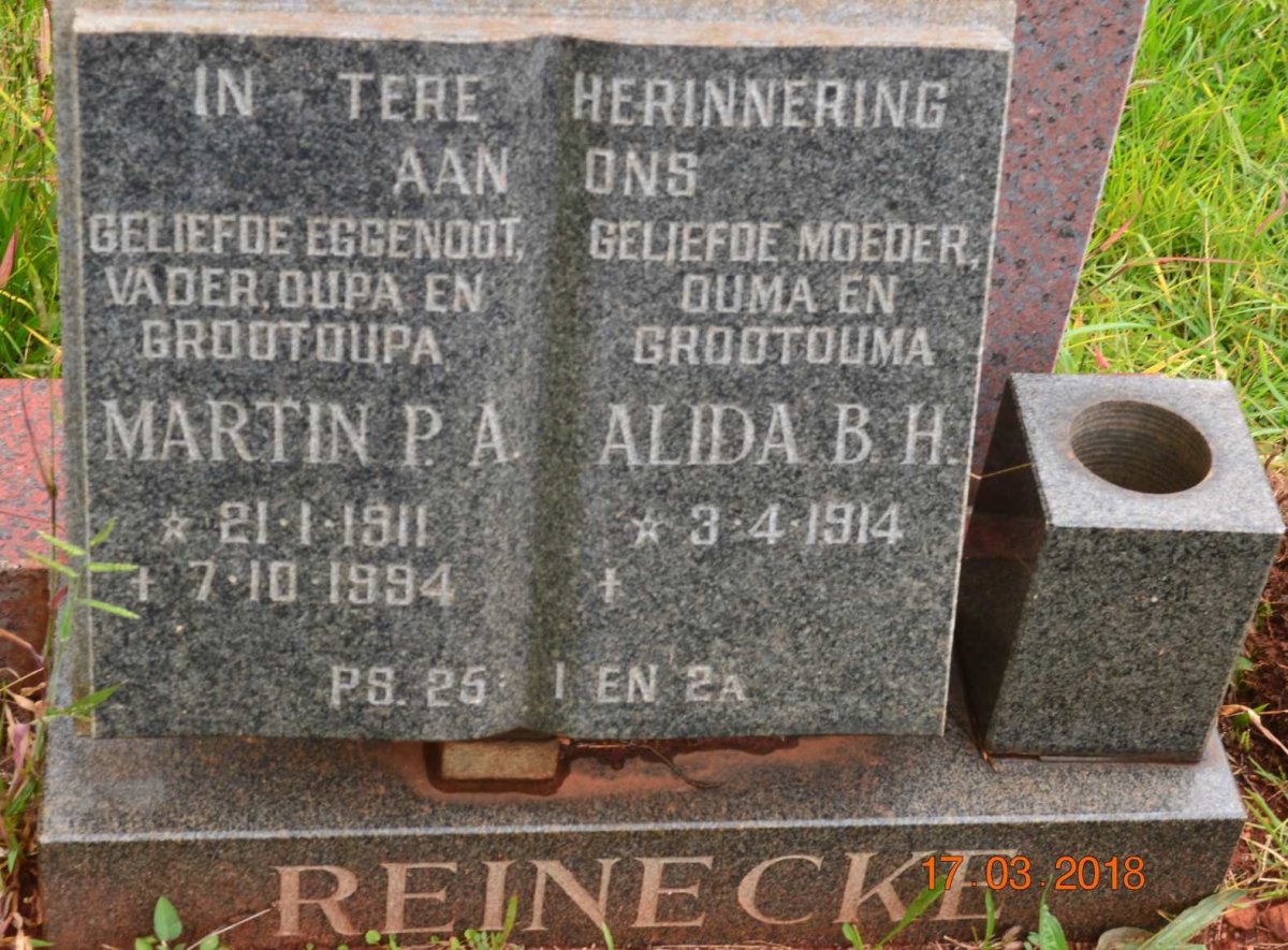 REINECKE Martin P.A. 1911-1994 &amp; Alida B.H. 1914-