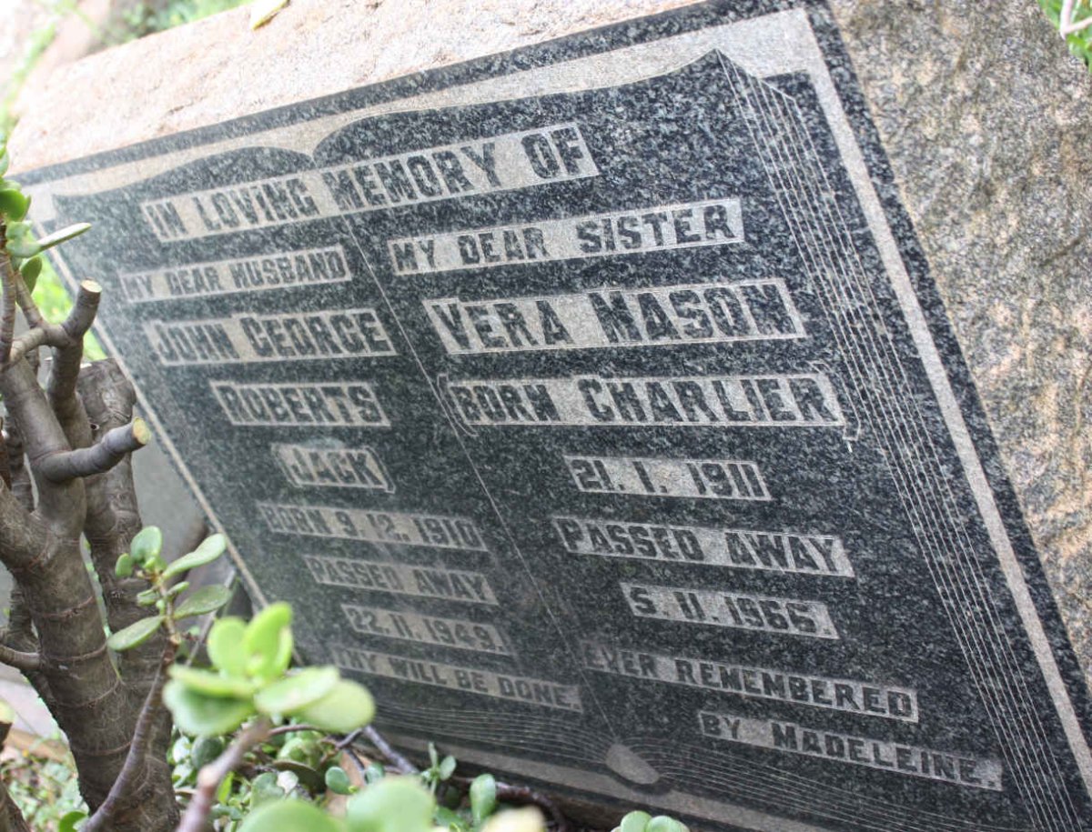 ROBERTS John George 1910-1949 &amp; Vera Mason CHARLIER 1911-1966