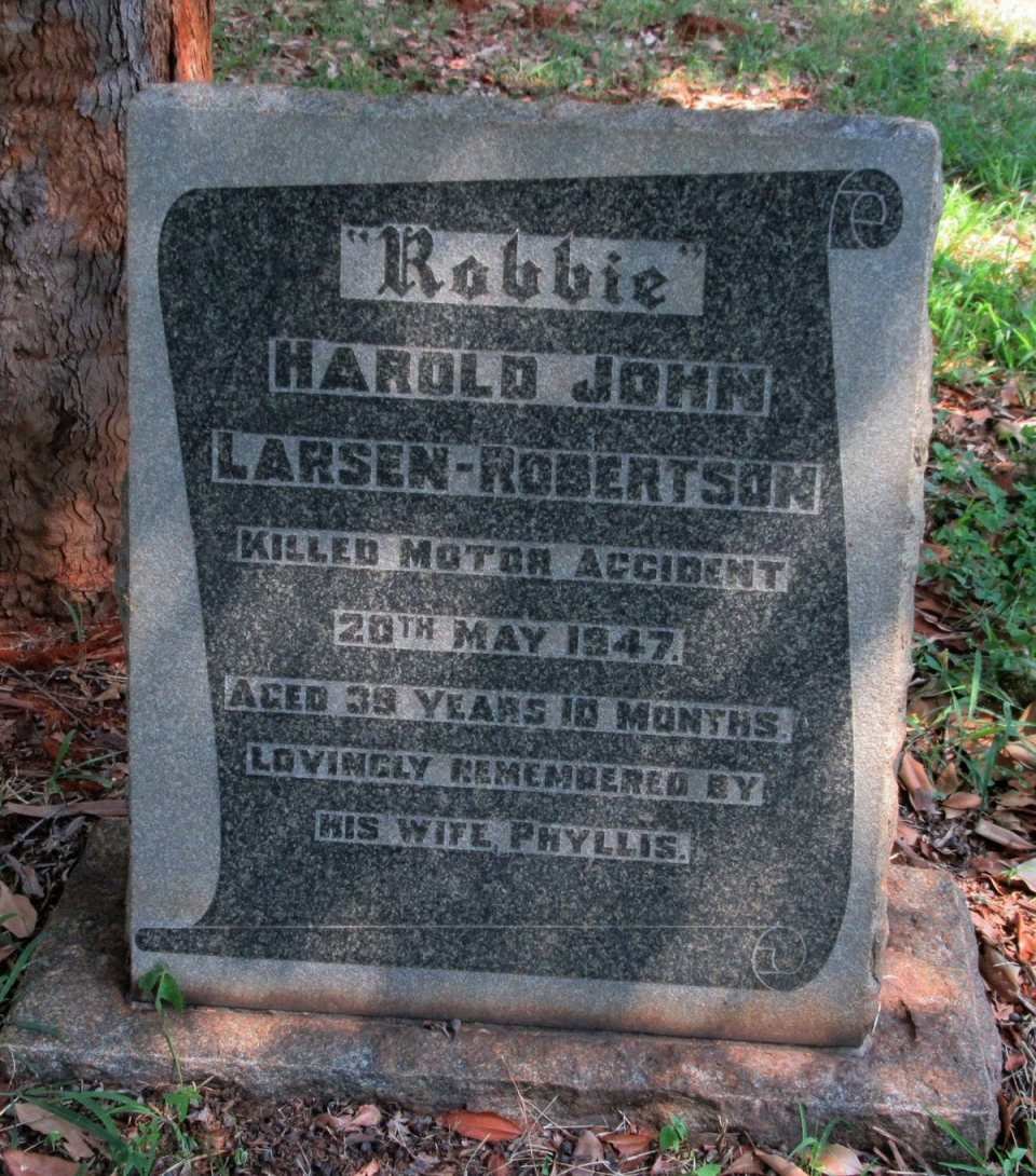 ROBERTSON Harold John, LARSEN -1947