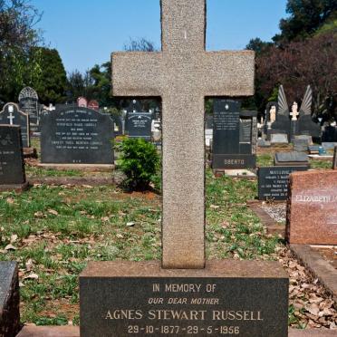 RUSSELL Arthur 1867-1956 &amp;  Agnes Stewart 1877-1956 :: RUSSELL Aidan Stewart 1916-1941