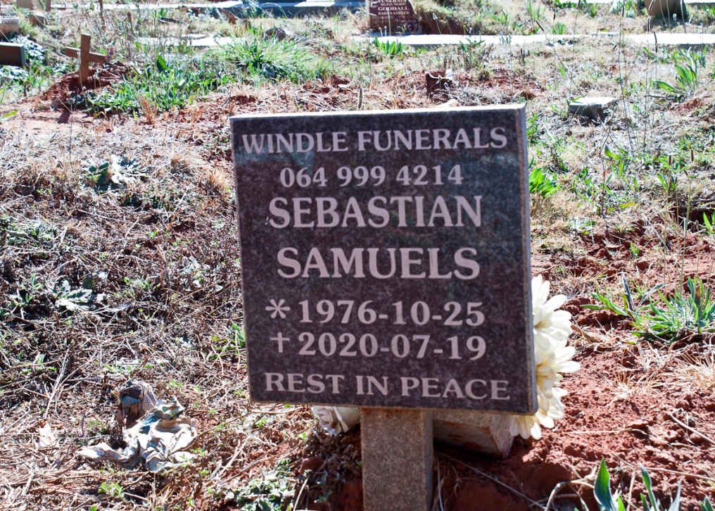 SAMUELS Sebastian 1976-2020