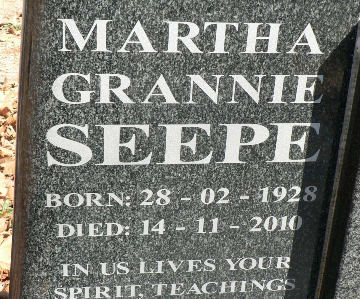 SEEPE Martha Grannie 1928-2010
