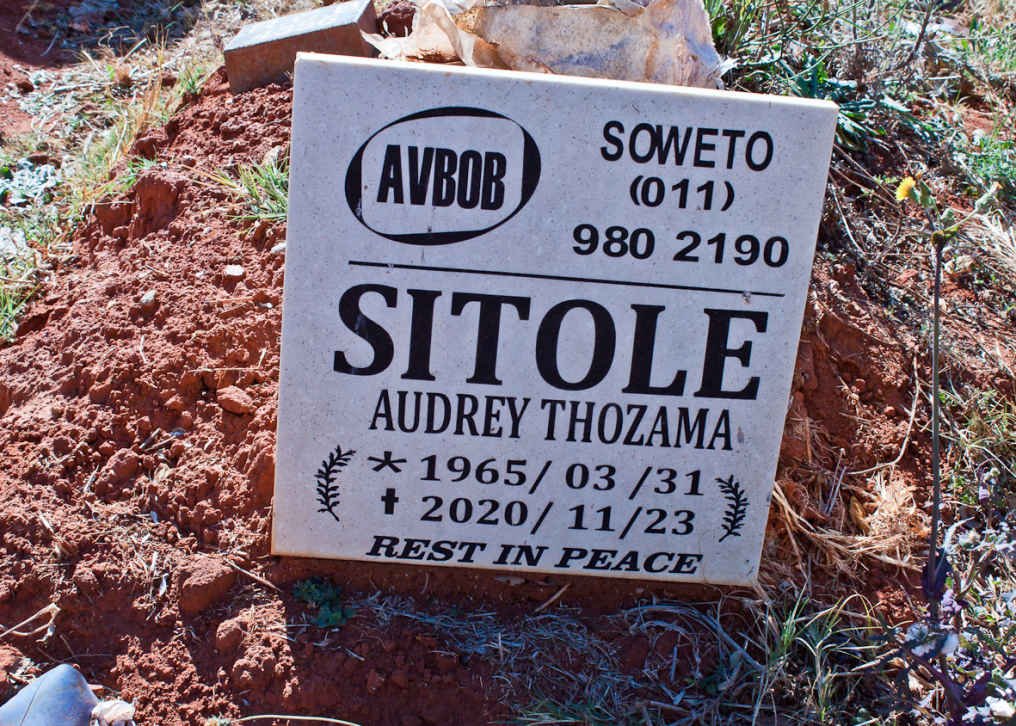 SITOLE Audrey Thozama 1965-2020