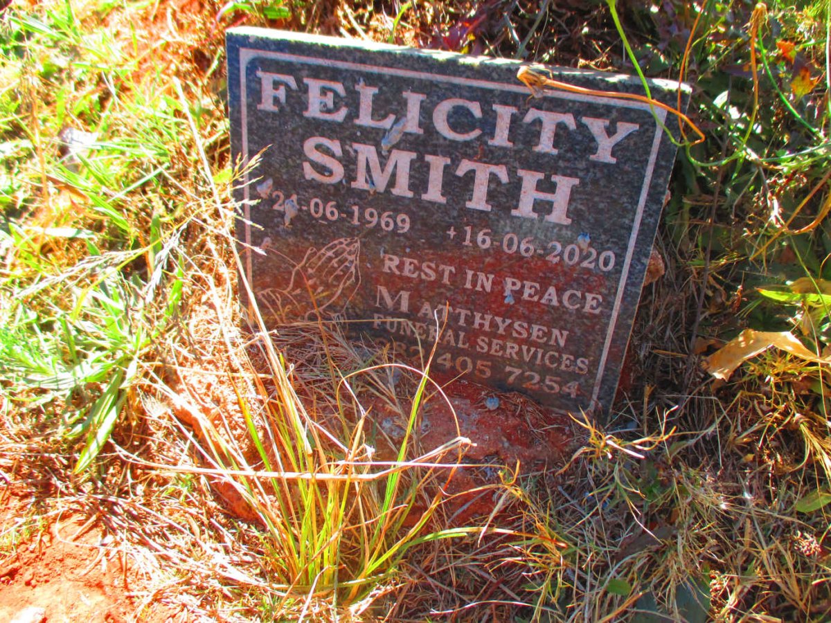 SMITH Felicity 1969-2020