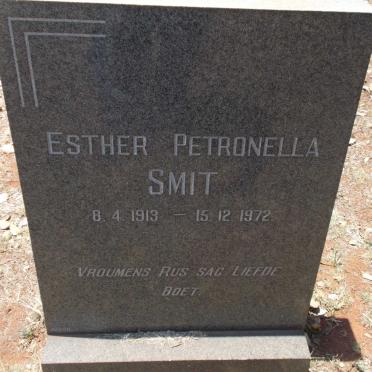 SMIT Esther Petronella 1913-1972