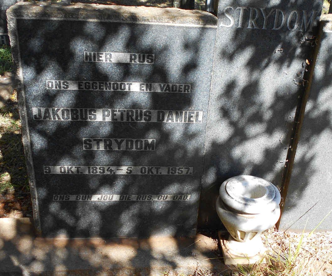 STRYDOM Jakobus Petrus Daniel 1894-1957