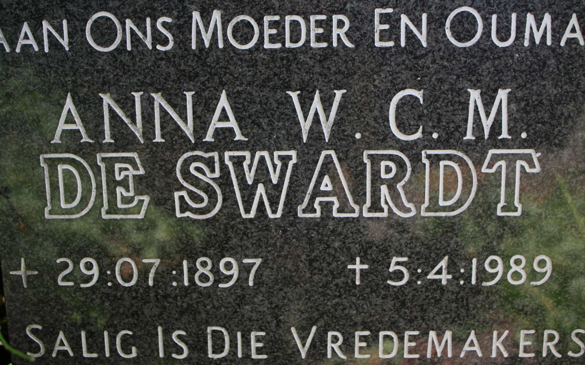 SWARDT Adriaan Johannes Hendrikus, de 1893-1968 &amp; Anna W.C.M. 1897-1989
