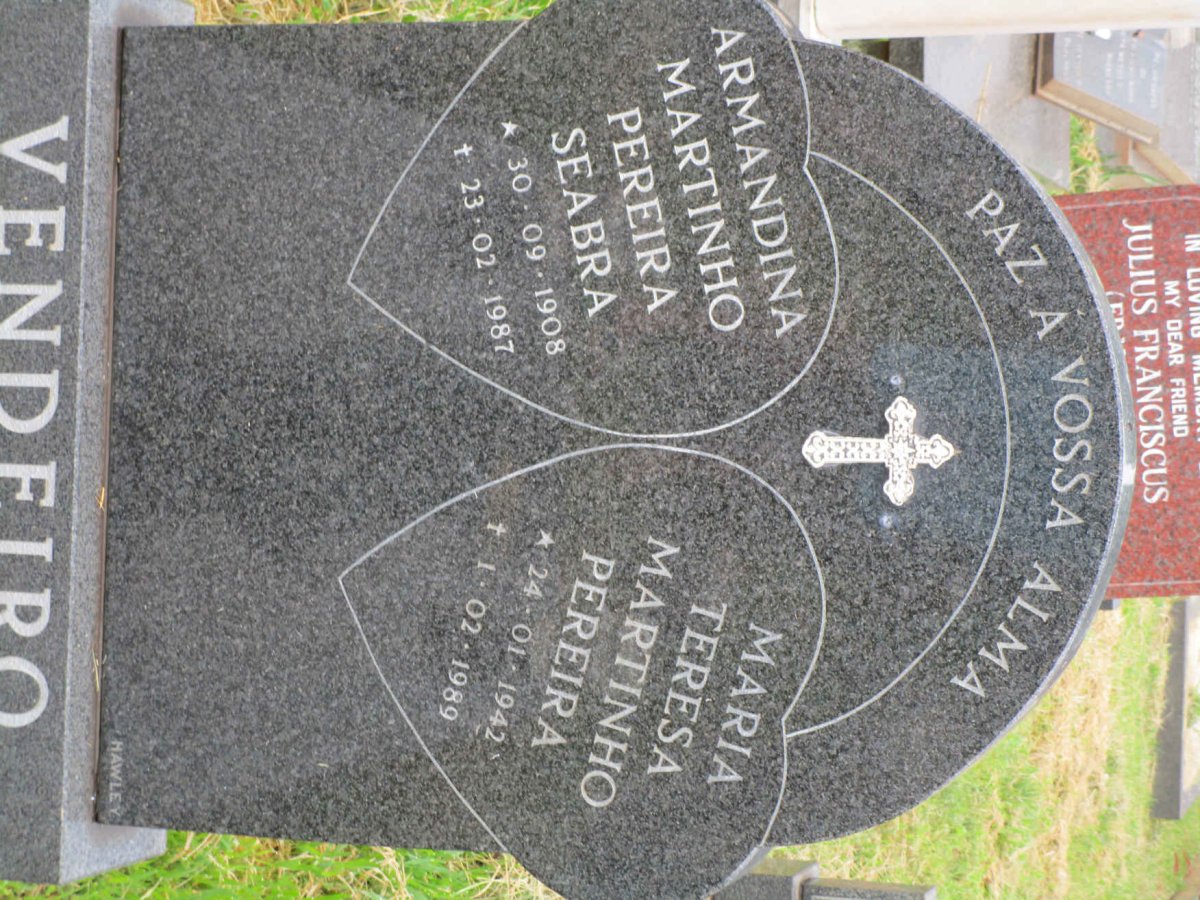 VENDEIRO Armandina Martinho Pereira Seabra 1908-1987 :: VENDEIRO Maria Teresa Martinho Pereira 1942-1989