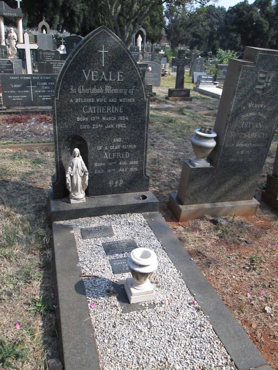 VEALE Alfred 1892-1970 &amp; Catherine 1894-1962