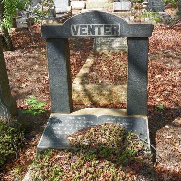 VENTER J.J.J. 1912-1943