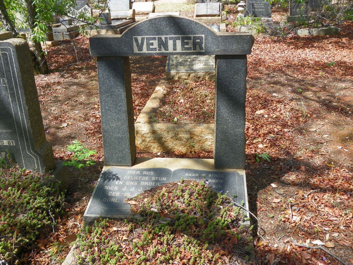VENTER J.J.J. 1912-1943