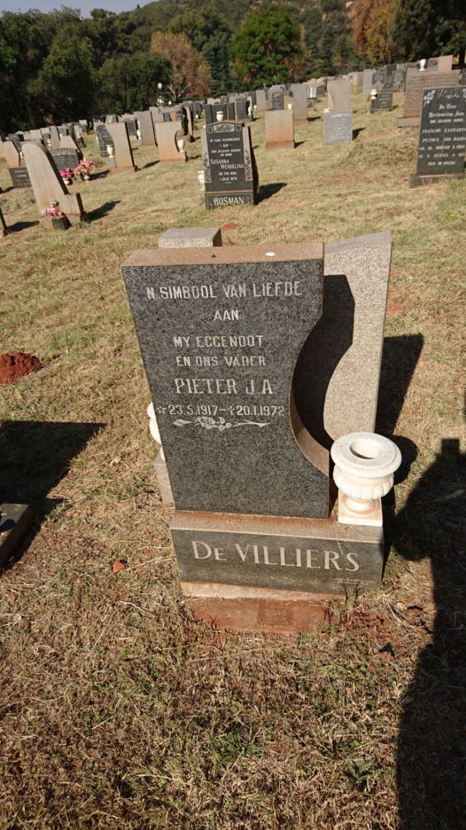 VILLIERS Pieter J.A., de 1917-1972