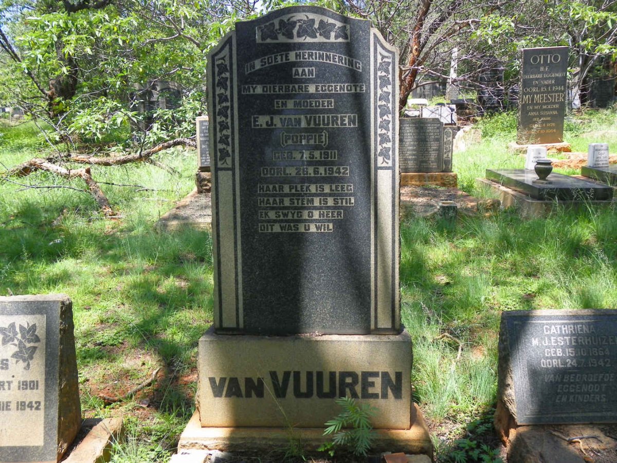 VUUREN E.J., van 1911-1942
