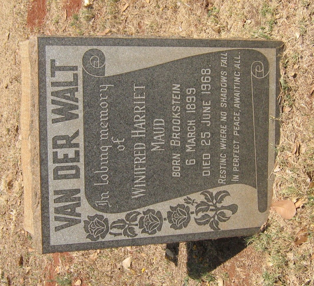 WALT Winifred Harriet Maud, van der nee BROOKSTEIN 1899-1968