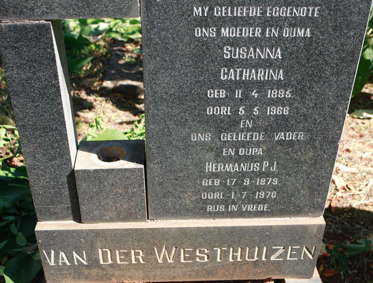 WESTHUIZEN Hermanus P.J., van der 1879-1970 &amp; Susanna Catharina 1885-1966
