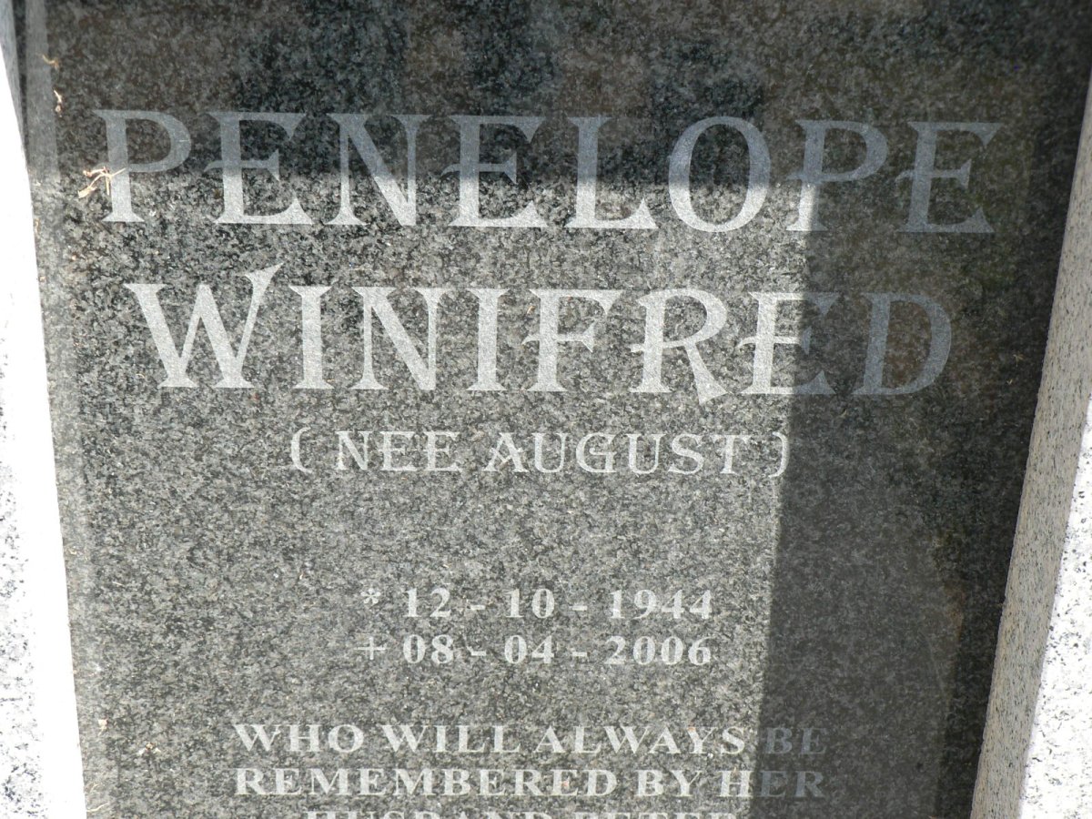 WINIFRED Penelope nee AUGUST 1944-2006