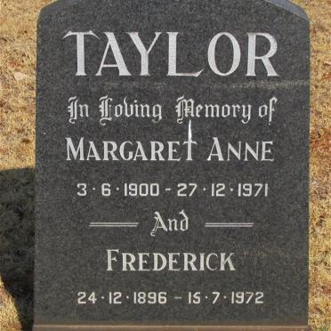 TAYLOR Frederick 1896-1972 &amp; Margaret Anne 1900-1971