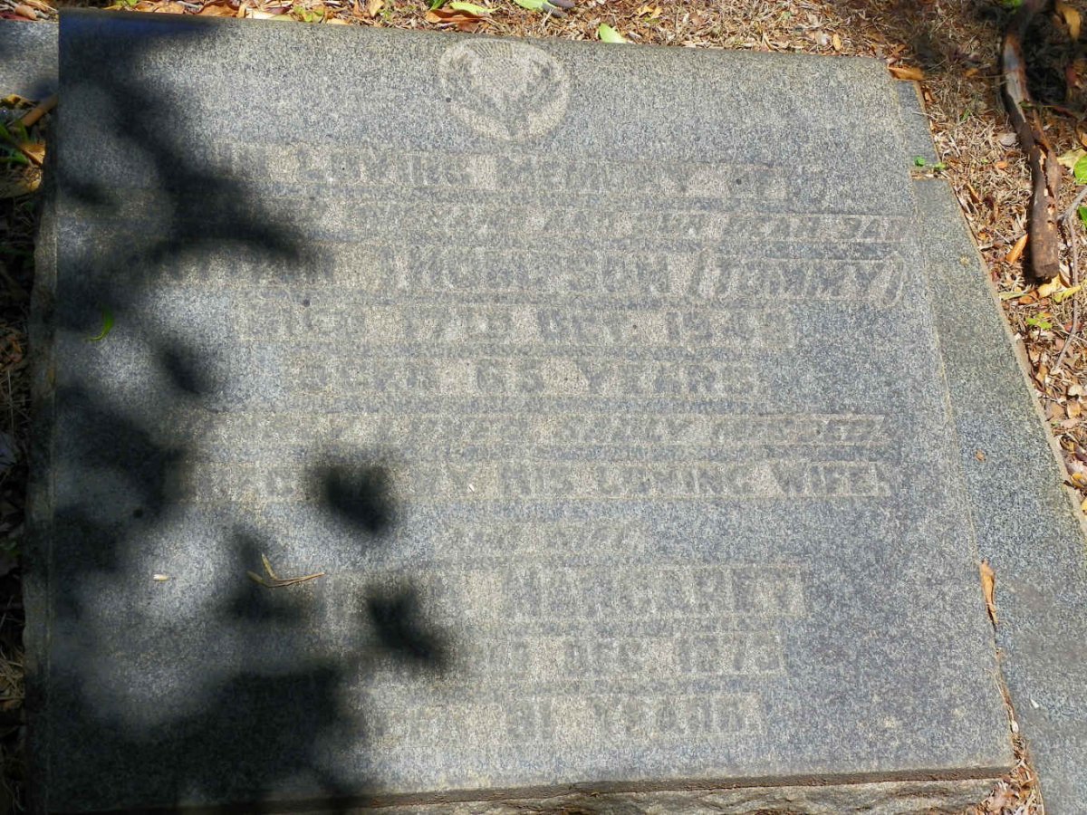 THOMPSON Arthur -1942 &amp; Lilian Margaret -1973