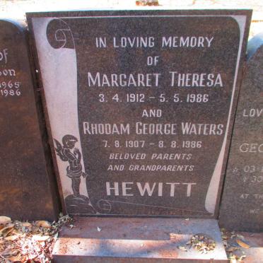 HEWITT Rhodam George Waters 1907-1986 & Margaret Theresa 1912-1986