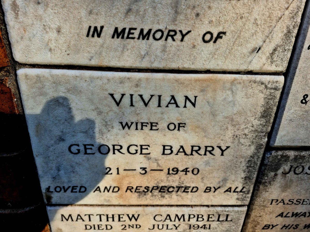 BARRY Vivian -1940