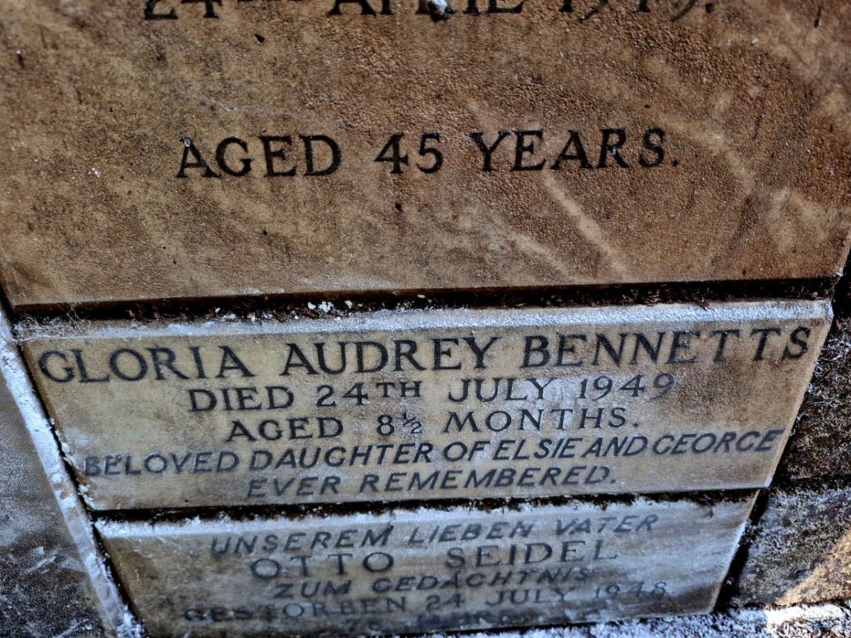 BENNETT Gloria Audrey -1949