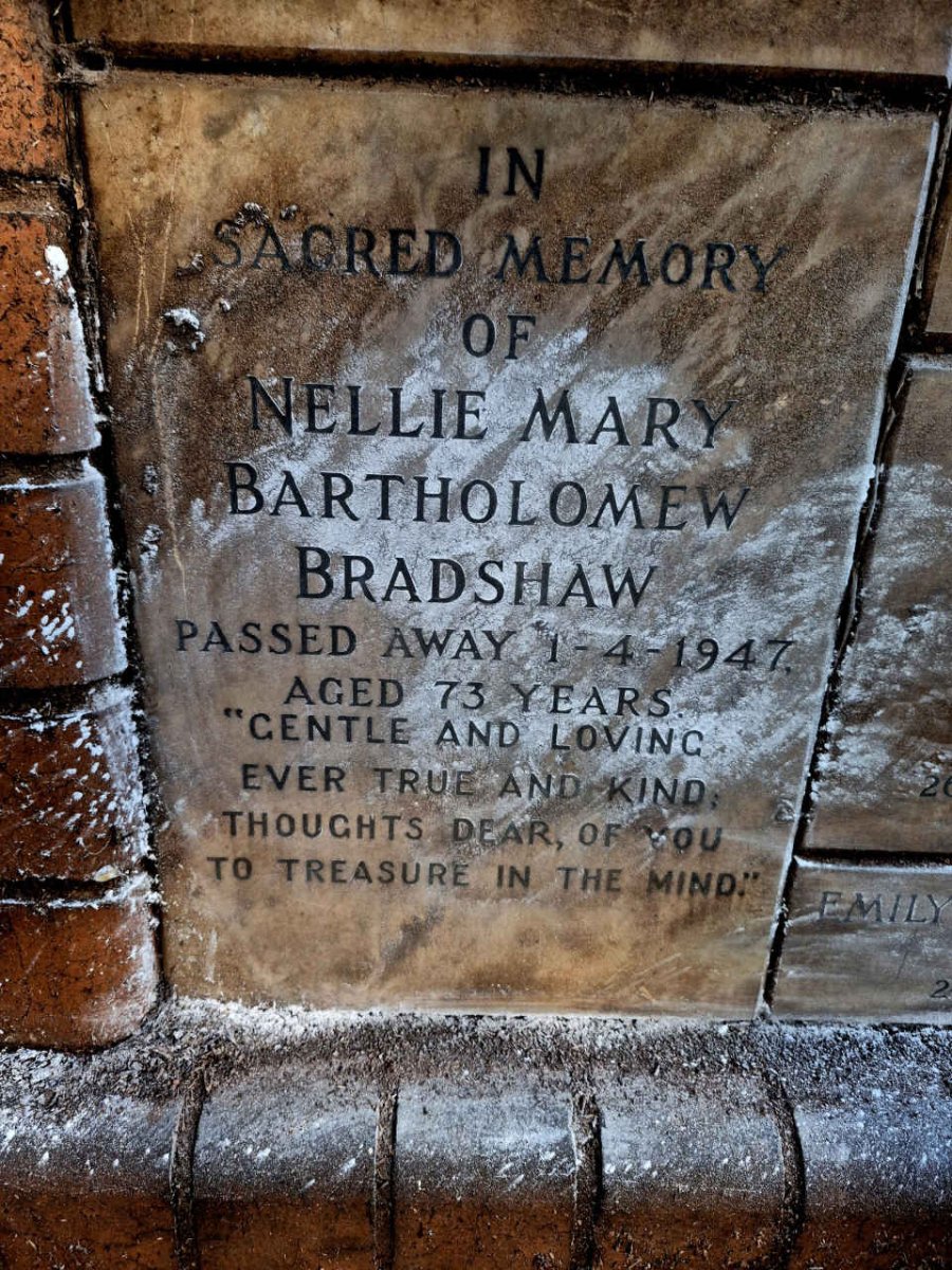BRADSHAW Nellie Mary Bartholomew -1947