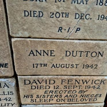 DUTTON Anne -1942