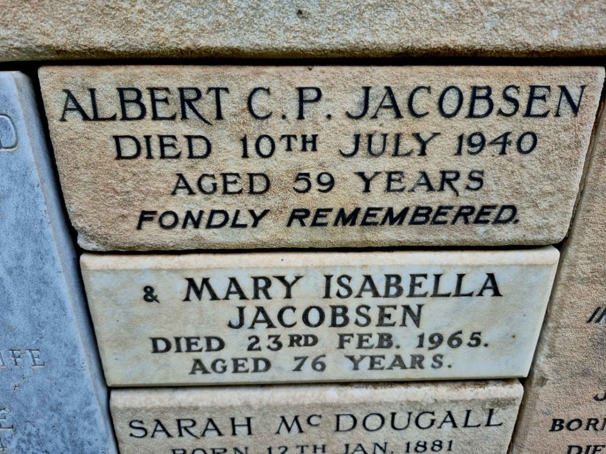 JACOBSEN Albert C.P. -1940 & Mary Isabel -1965
