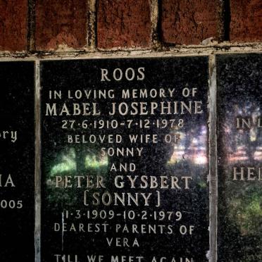 ROOS Peter Gysbert 1909-1979 & Mabel Josephine 1910-1978