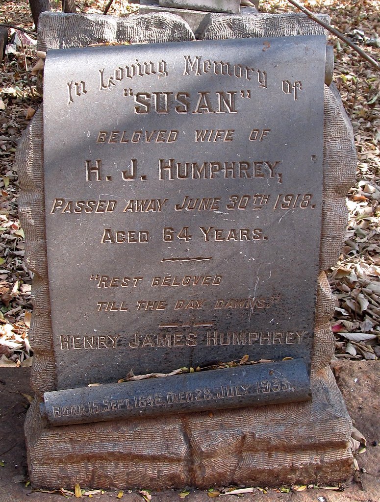 HUMPHREY Henry James 1846-1933 &amp; Susan -1918